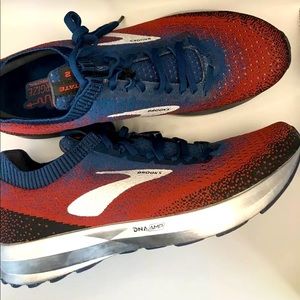 Brooks Levitate 2 Running Shoes, Size 10.5